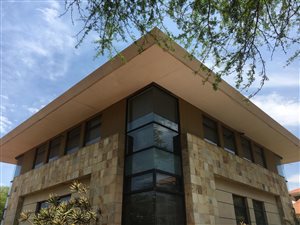 414 m² Commercial space in La Lucia