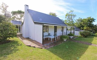 1 Bedroom House in Belvidere