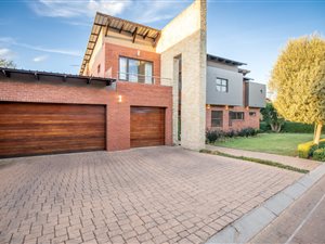 5 Bed House in Olympus Country Estate