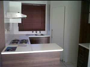 2 Bed Apartment in Bloubosrand