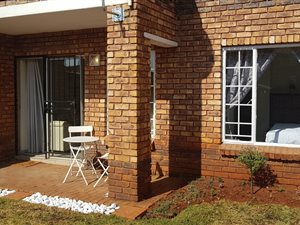 2 Bed Apartment in Clarina