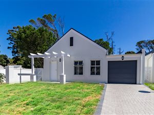 3 Bed House in Nuutgevonden