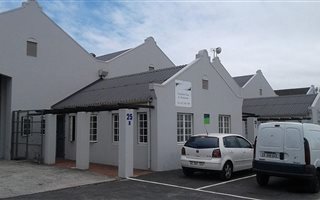 255 m² Commercial space in Paarden Eiland