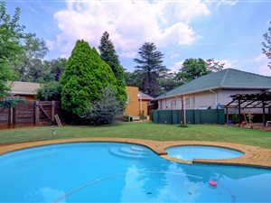 5 Bed House in Risidale