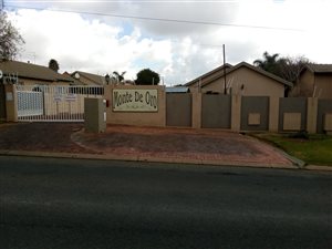 2 Bed Townhouse in Allens Nek