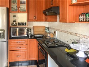 3 Bed Duplex in Rossburgh