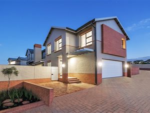 3 Bedroom House in The Hills