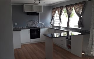 1.5 Bedroom Apartment in Flamingo Vlei