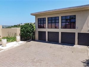 7 Bed House in Blue Bend