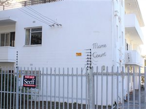 1 Bed Apartment in Wynberg Upper