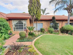 8565 ha Farm in Elandsfontein AH