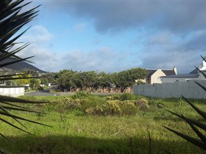 938 m² Land available in Capri