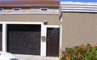 2 Bedroom Townhouse in Vosfontein
