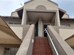 2 Bed Apartment in Rewlatch