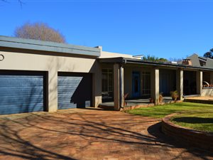 4 Bed House in Heilige Akker