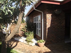 3 Bed Townhouse in Mayfield Park