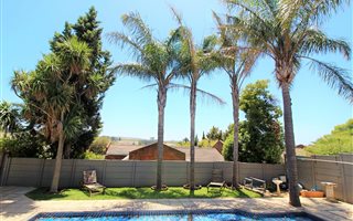 5 Bedroom House in Protea Valley