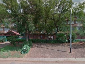 3 Bed Apartment in Sinoville