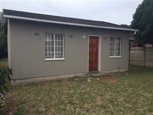 2 Bed House in Aquadene