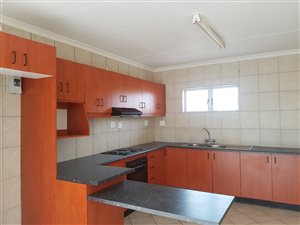 2 Bed Apartment in Richards Bay Central