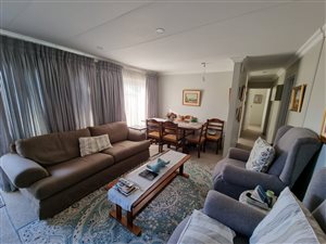 3 Bed Townhouse in Eureka