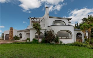5 Bedroom House in Spanish Farm