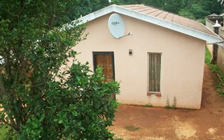 2 Bedroom House in Panorama Gardens