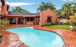 7 Bedroom House in Cowies Hill