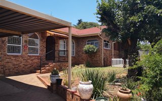4 Bedroom House in Wilro Park