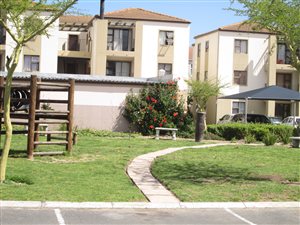 2 Bed Apartment in Strand Central