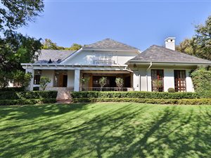 4 Bed House in Waterkloof