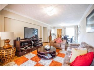 3 Bed Townhouse in Moreleta Park
