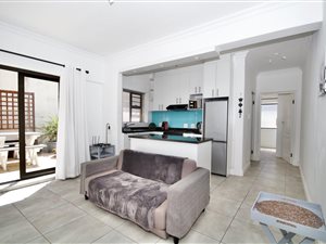 1 Bed Apartment in Three Anchor Bay