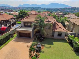 4 Bed House in Xanadu