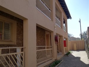 1 Bed Apartment in Rensburg