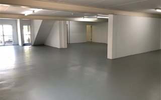 412 m² Commercial space in Retreat