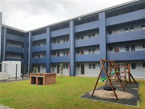 2 Bed Apartment in Belhar