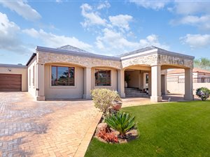 4 Bed House in Westdene