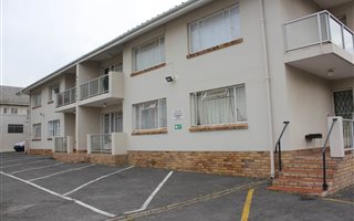 2 Bedroom Apartment in Strand Central
