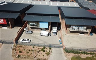 722 m² Industrial space in Ormonde