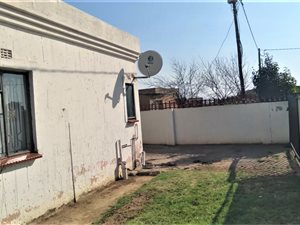 3 Bed House in Bophelong