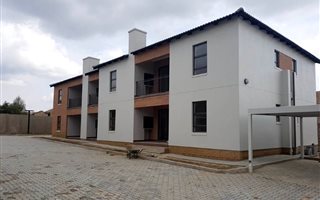 2 Bedroom Apartment in Pomona