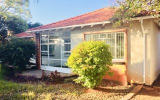 200 m² Commercial space in Greenside