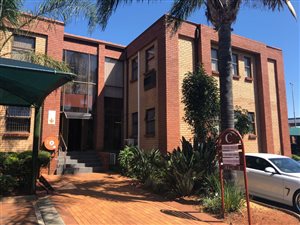 52 m² Commercial space in Allens Nek