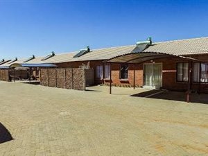 3 Bed Townhouse in Akasia