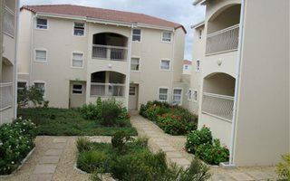 2 Bedroom Apartment in Gordons Bay Central