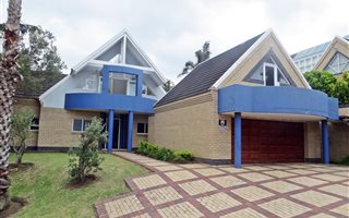 4 Bedroom Townhouse in Bunkers Hill