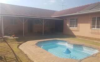 4 Bedroom House in Van Dyk Park