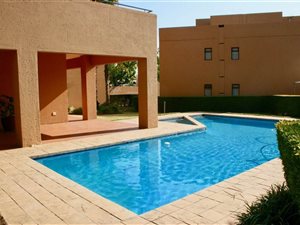 1 Bed Flat in Waterkloof Ridge