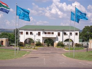 1000 m² Land available in Boschkop